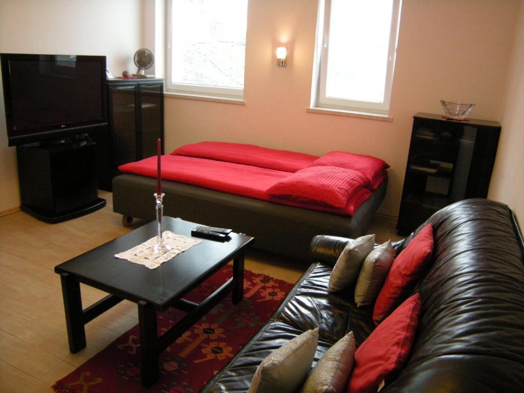 Vila Ema Apartments And Rooms Ljubljana Room photo